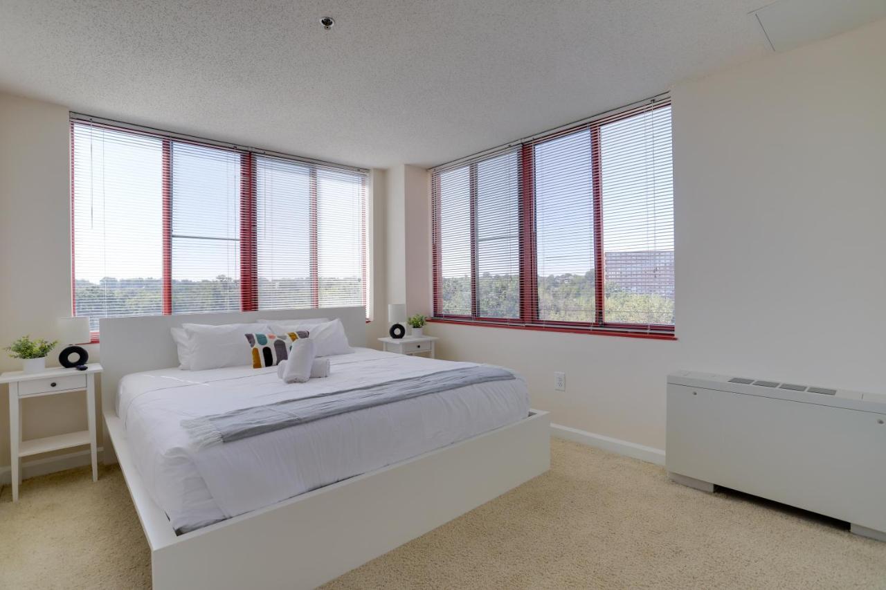 Gorgeous With Rooftop View @pentagon Appartement Arlington